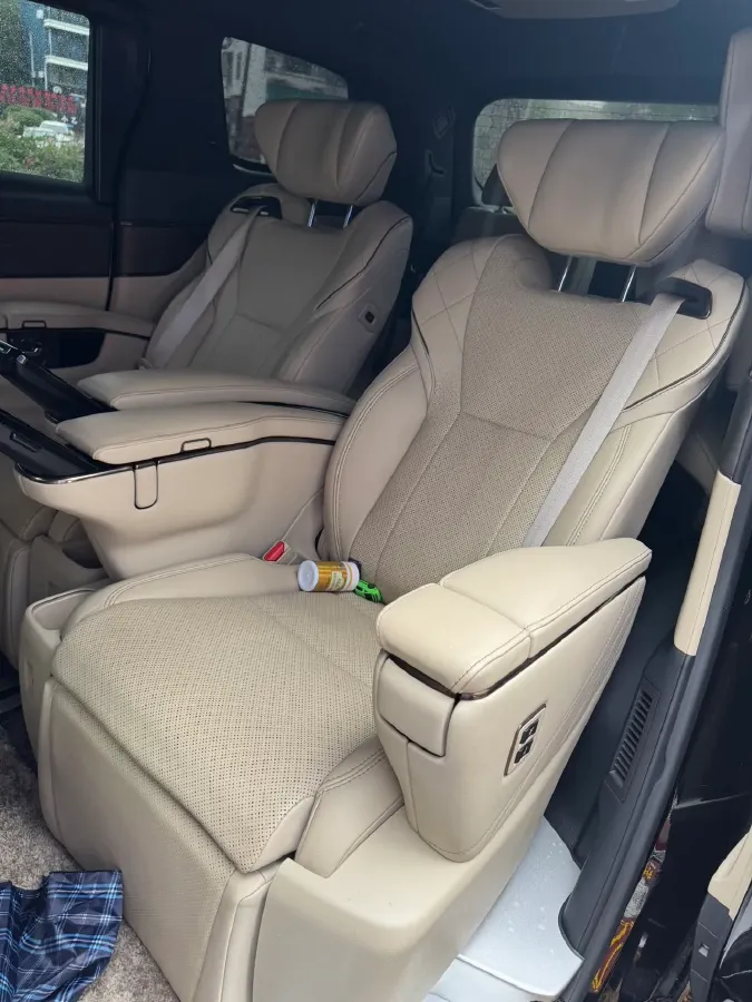 2024 Toyota Alphard 2.5L 190HP L4 E-CVT Hybrid,autocango,china used car exporter,china ev exporter,chinese used car exporter,chinese used ev exporter