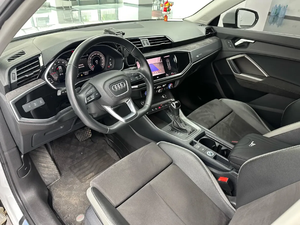 2022 Audi Q3 1.4T 150HP L4 7DCT,autocango,china used car exporter,china ev exporter,chinese used car exporter,chinese used ev exporter