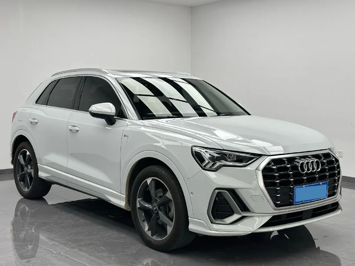 2022 Audi Q3 1.4T 150HP L4 7DCT,autocango,china used car exporter,china ev exporter,chinese used car exporter,chinese used ev exporter
