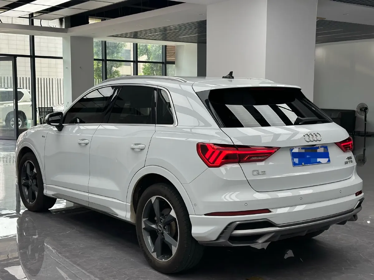 2022 Audi Q3 1.4T 150HP L4 7DCT,autocango,china used car exporter,china ev exporter,chinese used car exporter,chinese used ev exporter