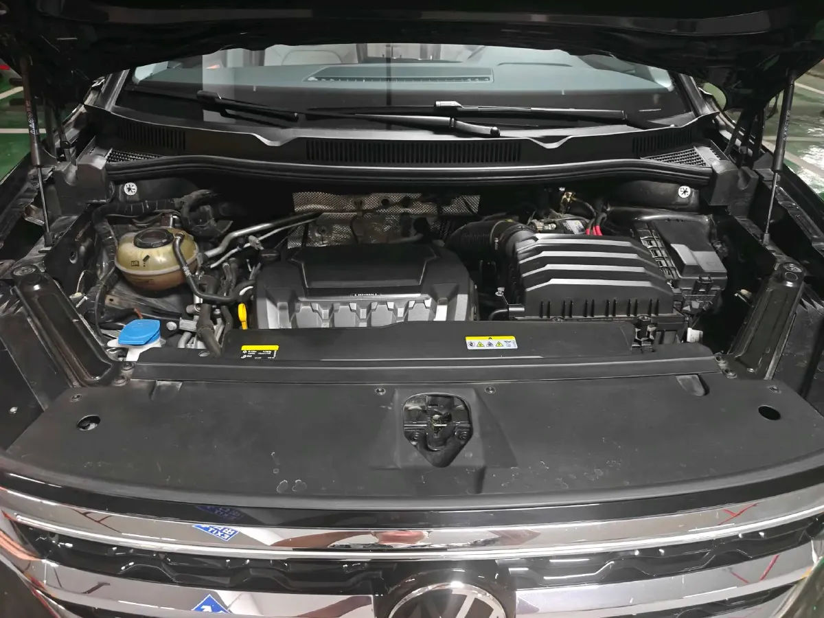 2021 Volkswagen Talagon 2.0T 220HP L4 7DCT,autocango,china used car exporter,china ev exporter,chinese used car exporter,chinese used ev exporter
