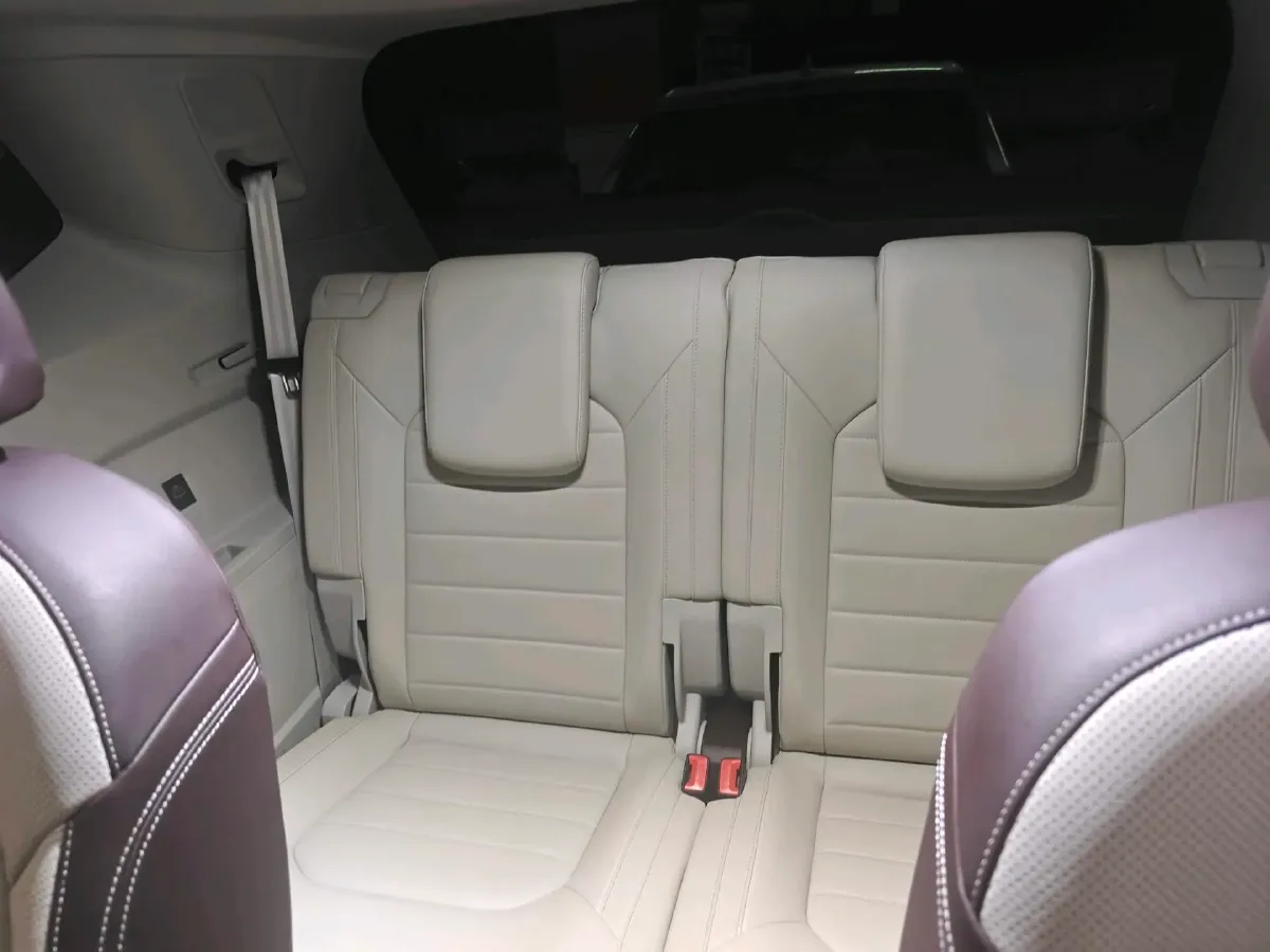 2021 Volkswagen Talagon 2.0T 220HP L4 7DCT,autocango,china used car exporter,china ev exporter,chinese used car exporter,chinese used ev exporter