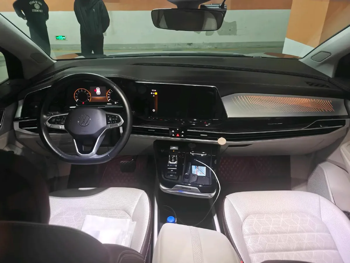 2021 Volkswagen Talagon 2.0T 220HP L4 7DCT,autocango,china used car exporter,china ev exporter,chinese used car exporter,chinese used ev exporter