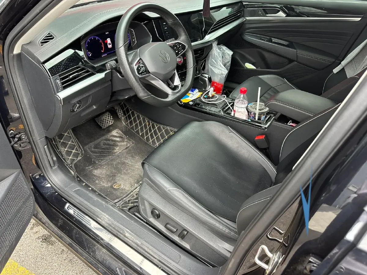 2023 Volkswagen Passat 2.0T 186HP L4 7DCT,autocango,china used car exporter,china ev exporter,chinese used car exporter,chinese used ev exporter