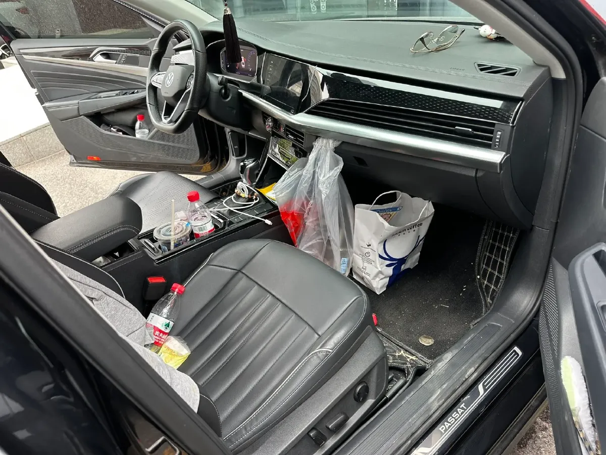 2023 Volkswagen Passat 2.0T 186HP L4 7DCT,autocango,china used car exporter,china ev exporter,chinese used car exporter,chinese used ev exporter