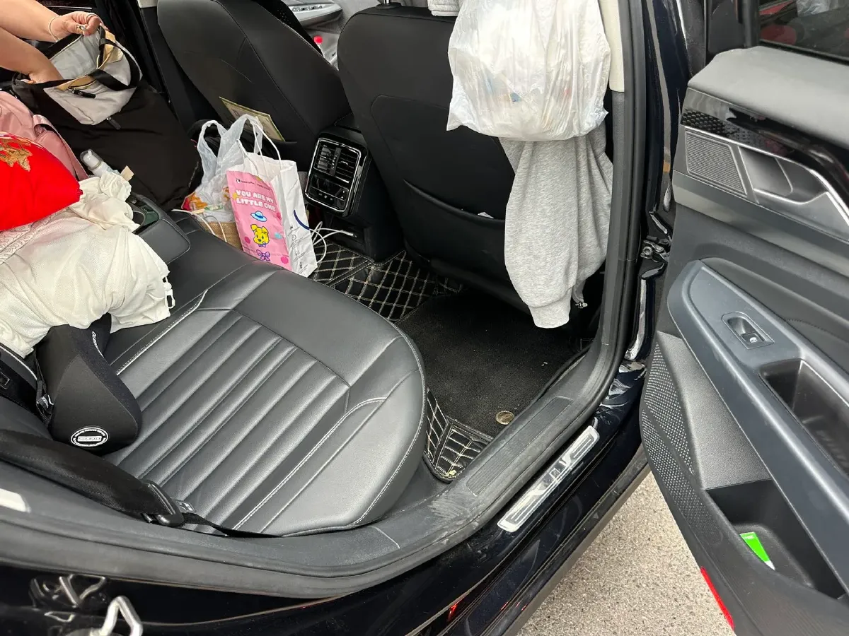 2023 Volkswagen Passat 2.0T 186HP L4 7DCT,autocango,china used car exporter,china ev exporter,chinese used car exporter,chinese used ev exporter