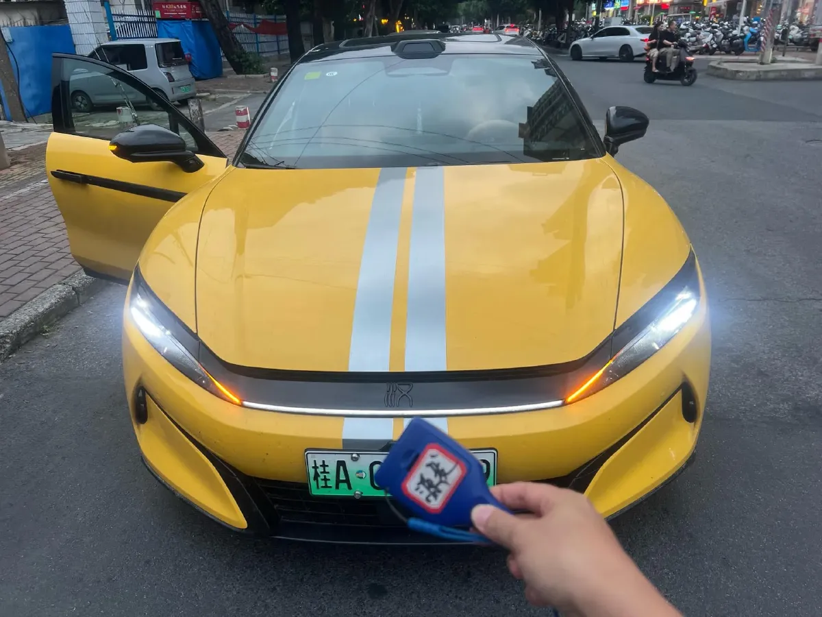 2025 BYD HanL 1.5T 156HP L4 E-CVT PHEV,autocango,china used car exporter,china ev exporter,chinese used car exporter,chinese used ev exporter