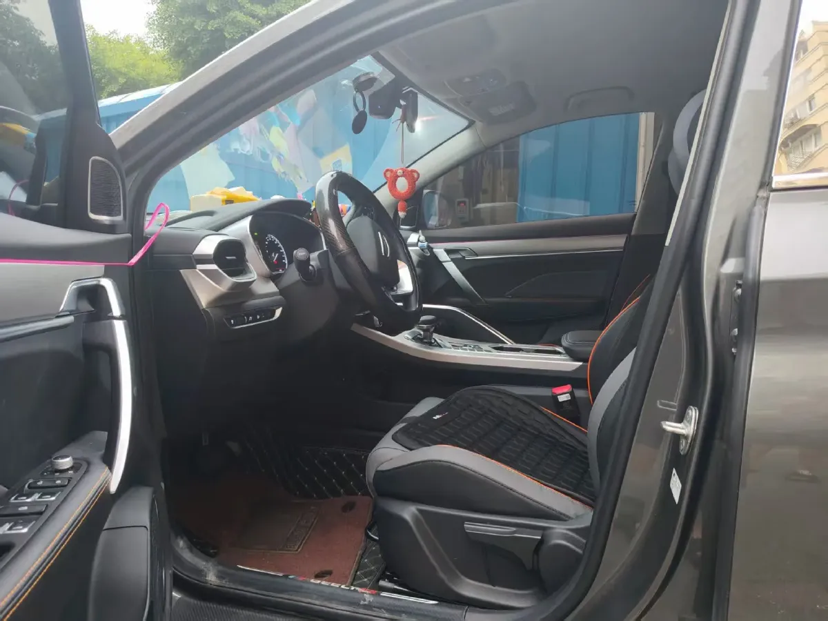 2024 Geely Coolray 1.5T 181HP L4 7DCT,autocango,china used car exporter,china ev exporter,chinese used car exporter,chinese used ev exporter