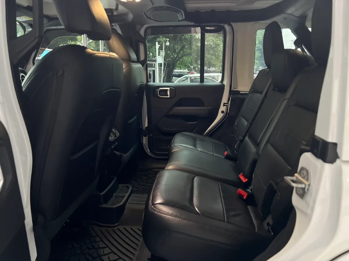 2022 Mercedes-Benz E Class 2.0T 258HP L4 9AT,autocango,china used car exporter,china ev exporter,chinese used car exporter,chinese used ev exporter