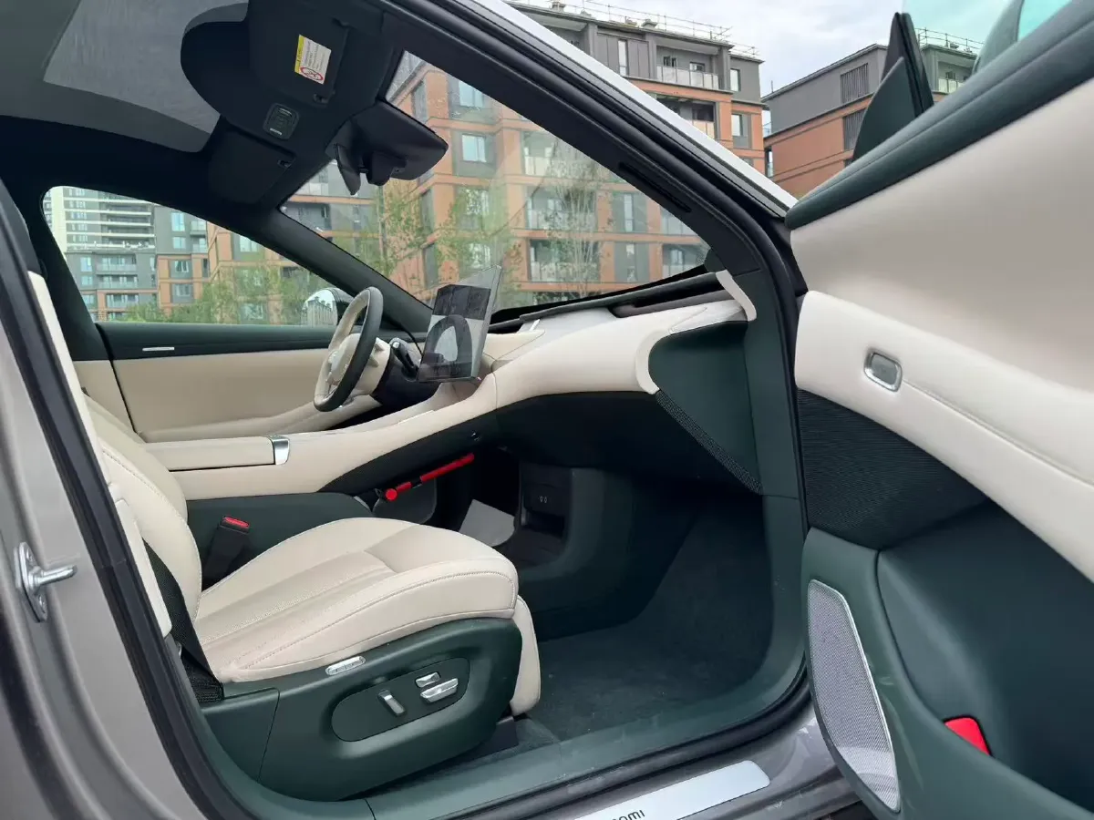 2025 MI YU7 BEV 96.3KWH,autocango,china used car exporter,china ev exporter,chinese used car exporter,chinese used ev exporter