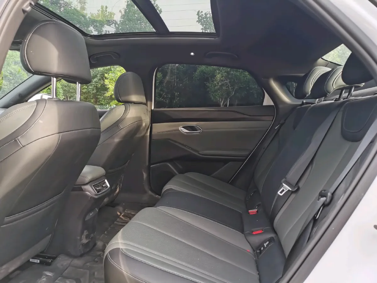 2025 BYD QinL BEV,autocango,china used car exporter,china ev exporter,chinese used car exporter,chinese used ev exporter