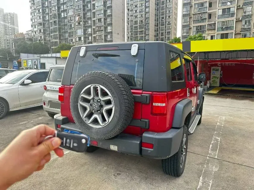 2017 Beijing BJ40 2.3T 250HP L4 6AT,autocango,china used car exporter,china ev exporter,chinese used car exporter,chinese used ev exporter