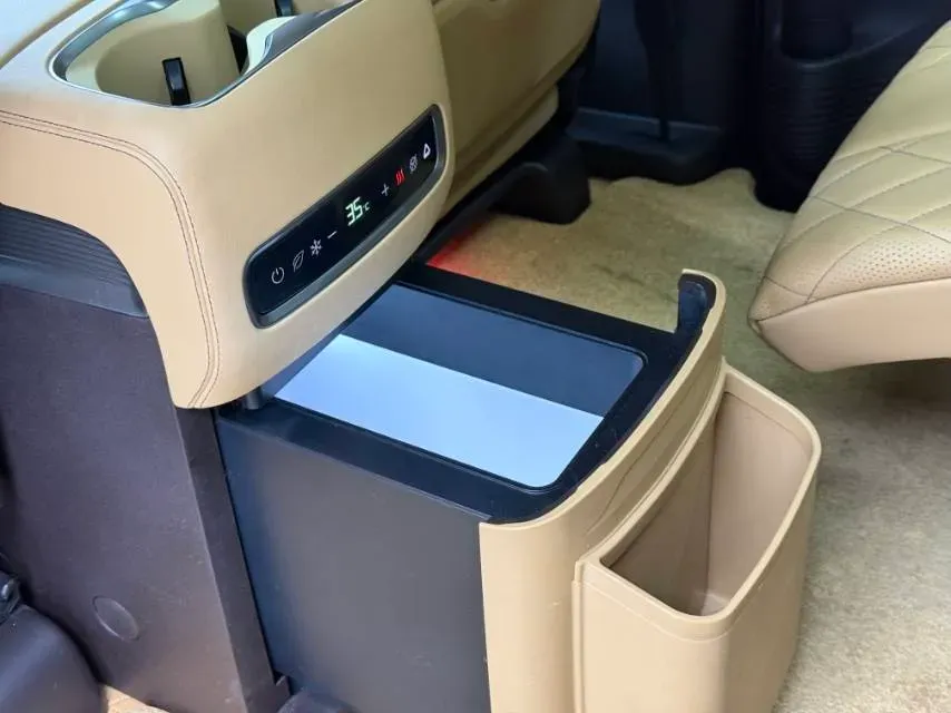 2024 Denza D9 1.5T 139HP L4 E-CVT PHEV 40KWH,autocango,china used car exporter,china ev exporter,chinese used car exporter,chinese used ev exporter