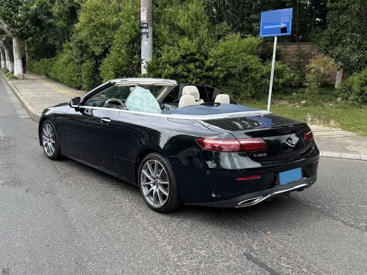 2021 Mercedes-Benz E Class 1.5T 184HP L4 9AT,autocango,china used car exporter,china ev exporter,chinese used car exporter,chinese used ev exporter