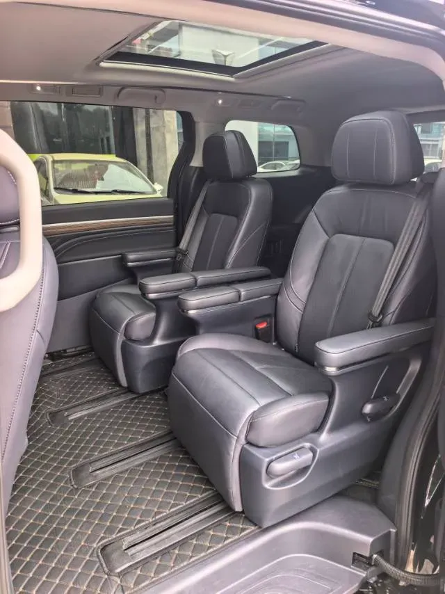 2021 GAC Trumpchi M8 2.0T 252HP L4 8AT,autocango,china used car exporter,china ev exporter,chinese used car exporter,chinese used ev exporter
