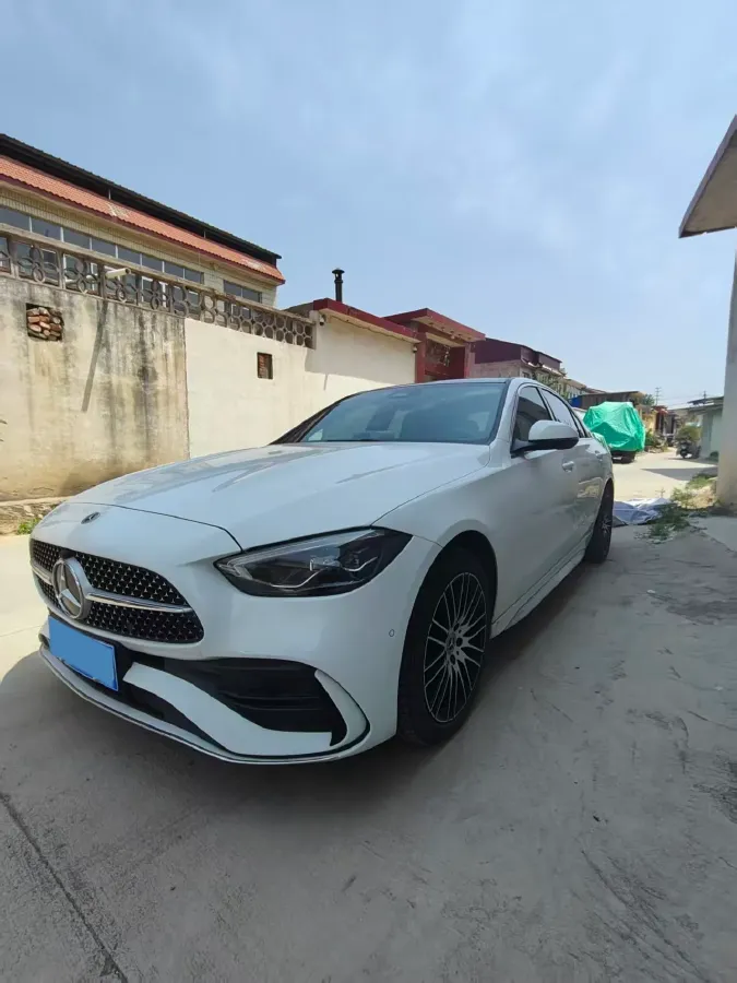 2024 Mercedes-Benz C Class 1.5T 204HP L4 9AT,autocango,china used car exporter,china ev exporter,chinese used car exporter,chinese used ev exporter