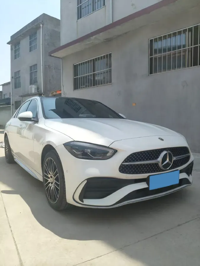 2024 Mercedes-Benz C Class 1.5T 204HP L4 9AT,autocango,china used car exporter,china ev exporter,chinese used car exporter,chinese used ev exporter
