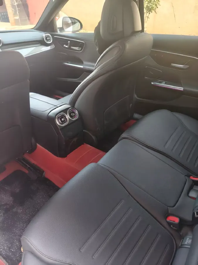 2024 Mercedes-Benz C Class 1.5T 204HP L4 9AT,autocango,china used car exporter,china ev exporter,chinese used car exporter,chinese used ev exporter