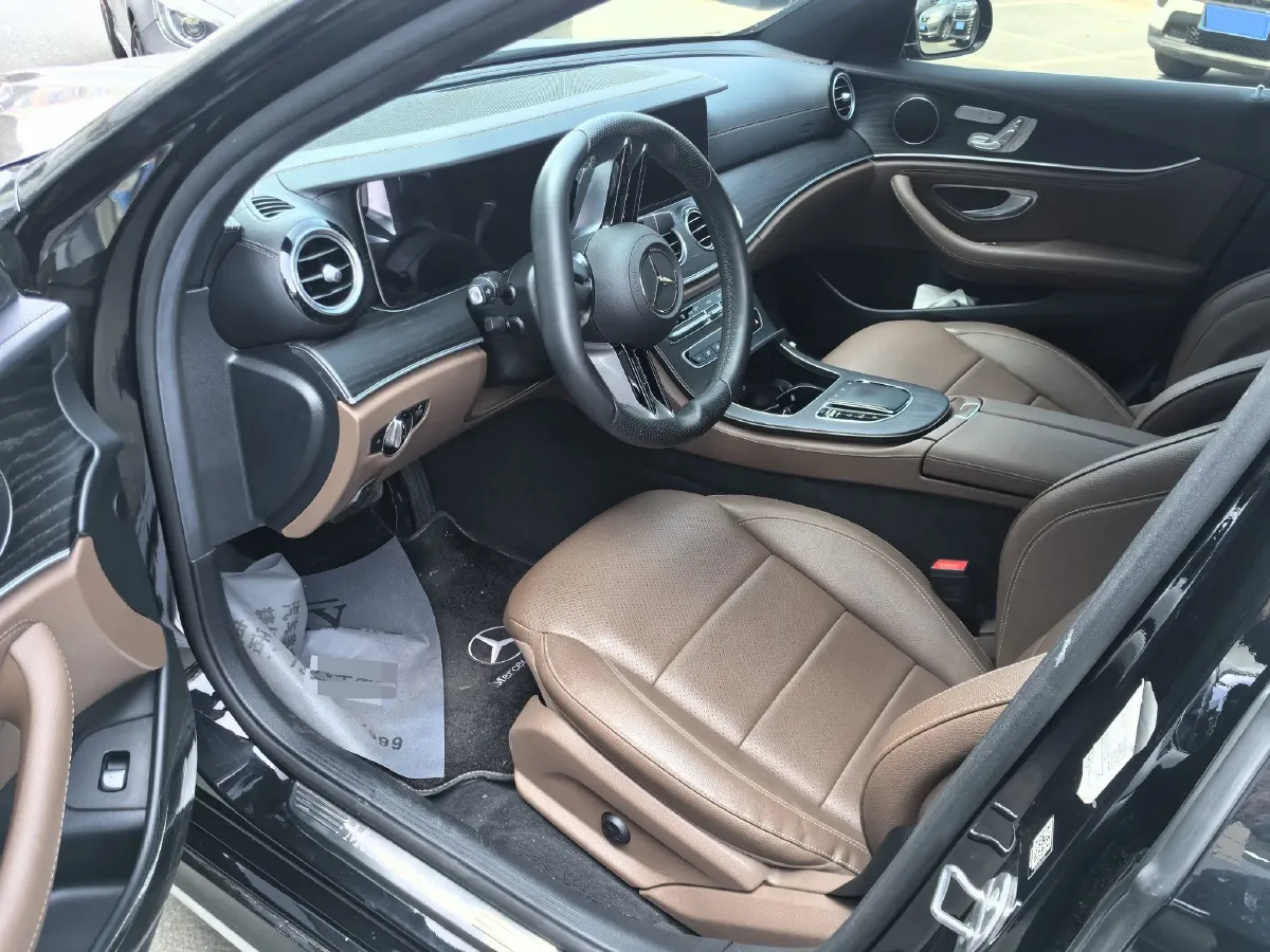 2022 Mercedes-Benz GLC Class 2.0T 258HP L4 9AT,autocango,china used car exporter,china ev exporter,chinese used car exporter,chinese used ev exporter