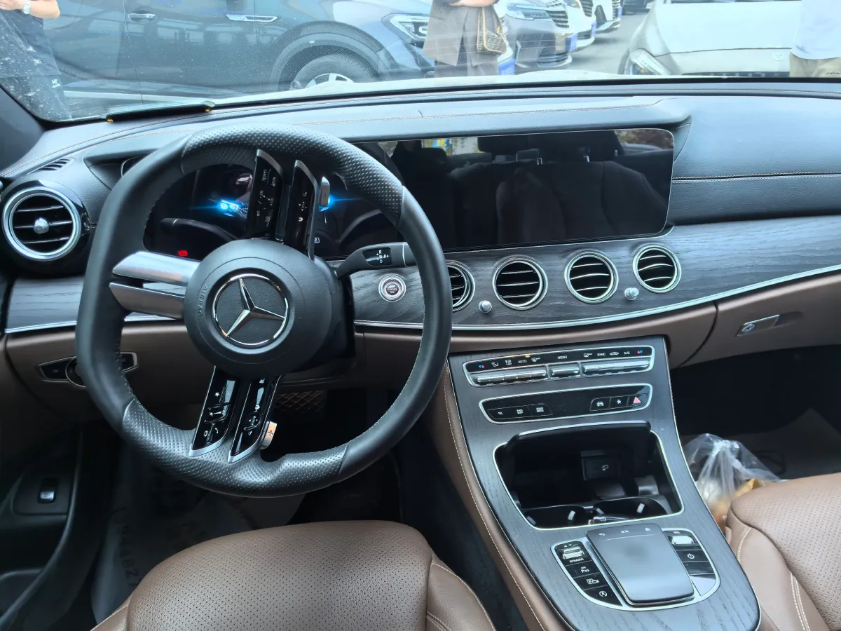 2022 Mercedes-Benz GLC Class 2.0T 258HP L4 9AT,autocango,china used car exporter,china ev exporter,chinese used car exporter,chinese used ev exporter
