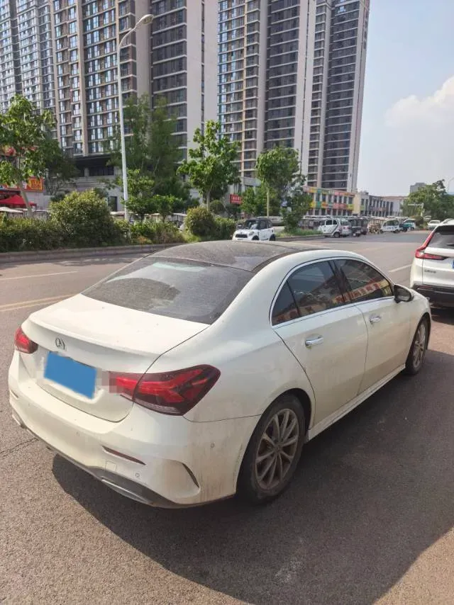 2020 Mercedes-Benz A Class 1.3T 163HP L4 7DCT,autocango,china used car exporter,china ev exporter,chinese used car exporter,chinese used ev exporter