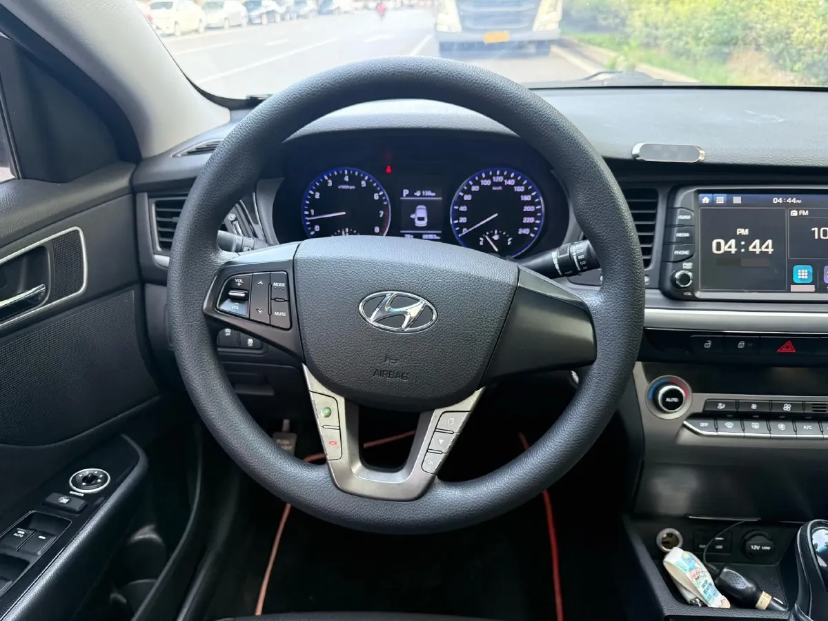 2017 Hyundai Mistra 1.8L 143HP L4 6AT,autocango,china used car exporter,china ev exporter,chinese used car exporter,chinese used ev exporter