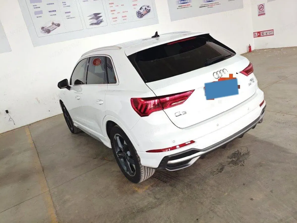 2022 Audi Q3 1.4T 150HP L4 7DCT,autocango,china used car exporter,china ev exporter,chinese used car exporter,chinese used ev exporter