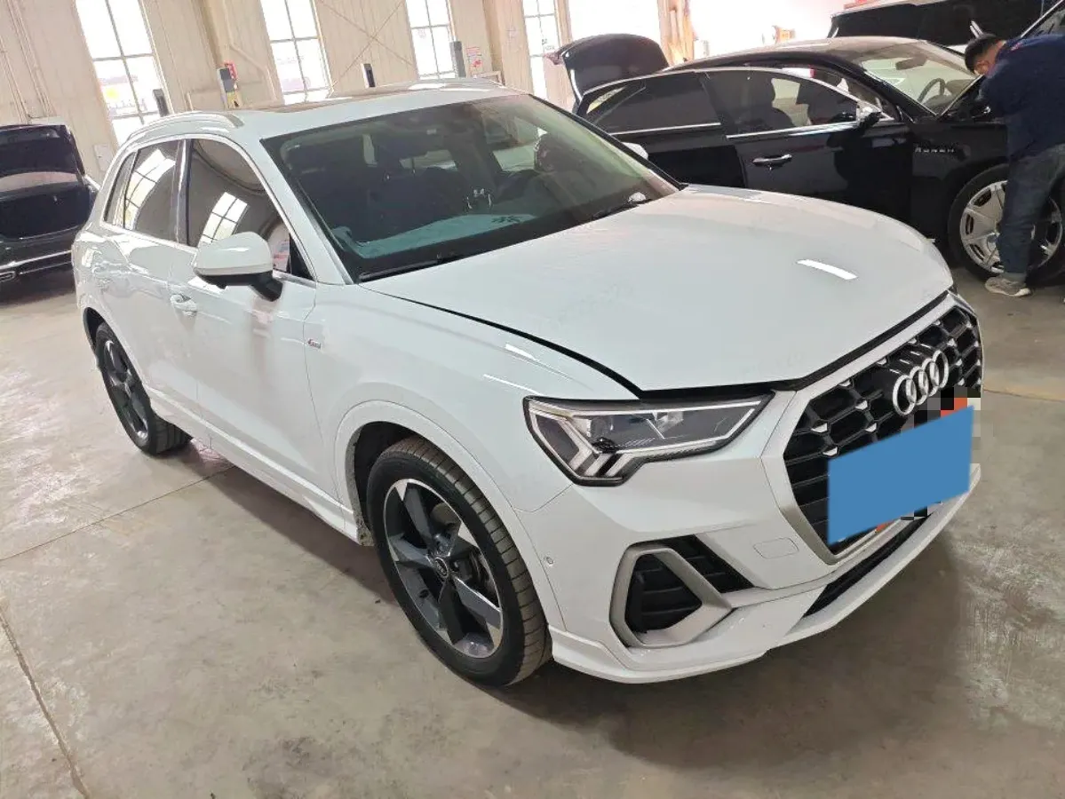2022 Audi Q3 1.4T 150HP L4 7DCT,autocango,china used car exporter,china ev exporter,chinese used car exporter,chinese used ev exporter