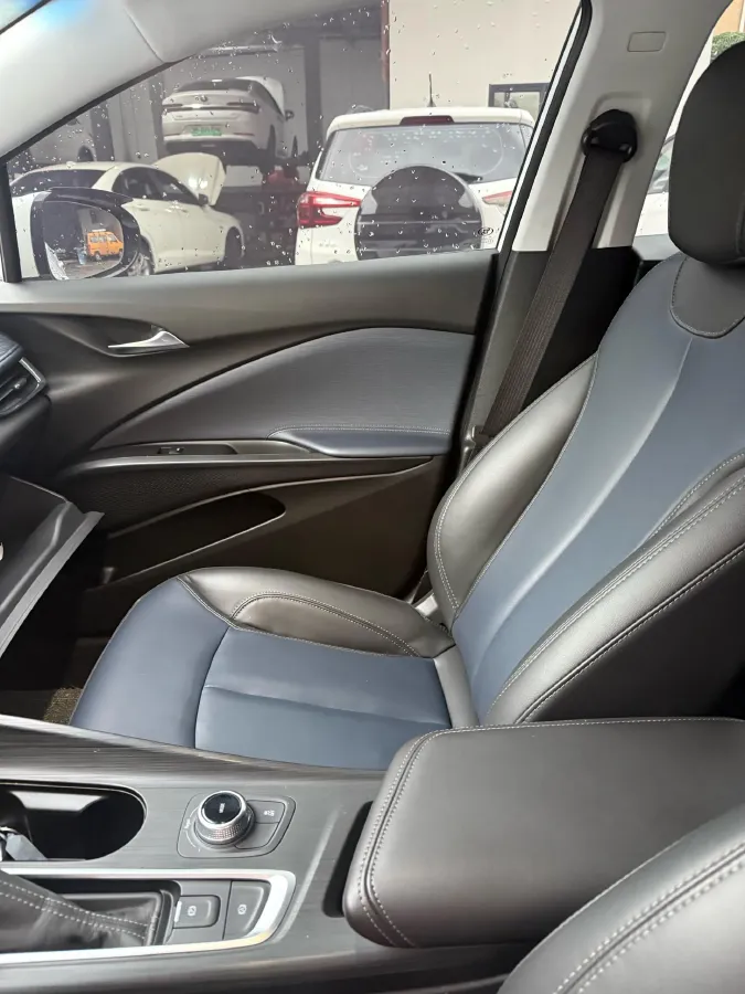 2022 Bestune T99 2.0T 224HP L4 6AT,autocango,china used car exporter,china ev exporter,chinese used car exporter,chinese used ev exporter