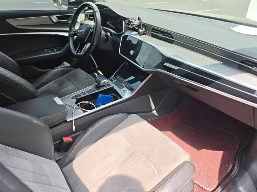 2020 Audi A6L 2.0T 252HP L4 7DCT PHEV 14.1KWH,autocango,china used car exporter,china ev exporter,chinese used car exporter,chinese used ev exporter