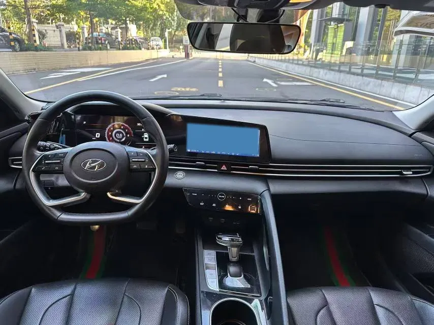 2021 Hyundai Elantra 1.5L 115HP L4 CVT,autocango,china used car exporter,china ev exporter,chinese used car exporter,chinese used ev exporter
