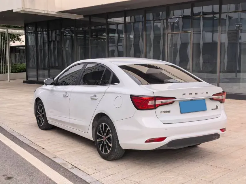 2020 Roewe i5 1.5L 120HP L4 CVT,autocango,china used car exporter,china ev exporter,chinese used car exporter,chinese used ev exporter