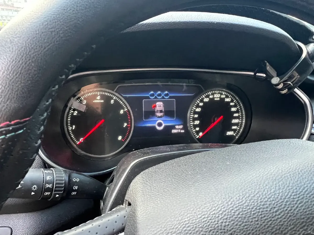 2020 HongQi H5 1.5T 169HP L4 7DCT,autocango,china used car exporter,china ev exporter,chinese used car exporter,chinese used ev exporter