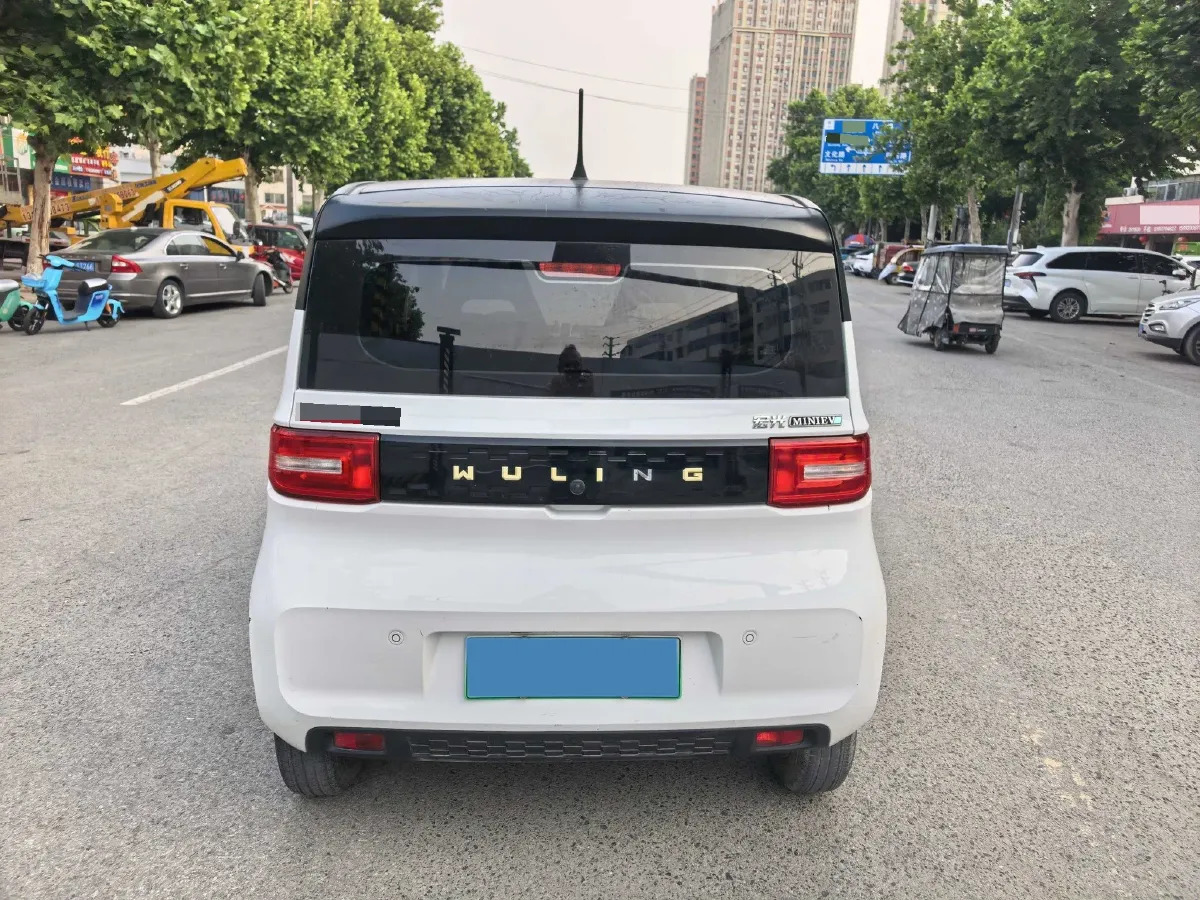 2020 WuLing HongGuang MINI EV BEV 13.8KWH,autocango,china used car exporter,china ev exporter,chinese used car exporter,chinese used ev exporter