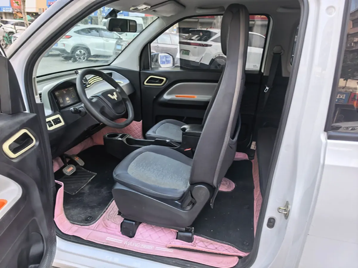 2020 WuLing HongGuang MINI EV BEV 13.8KWH,autocango,china used car exporter,china ev exporter,chinese used car exporter,chinese used ev exporter