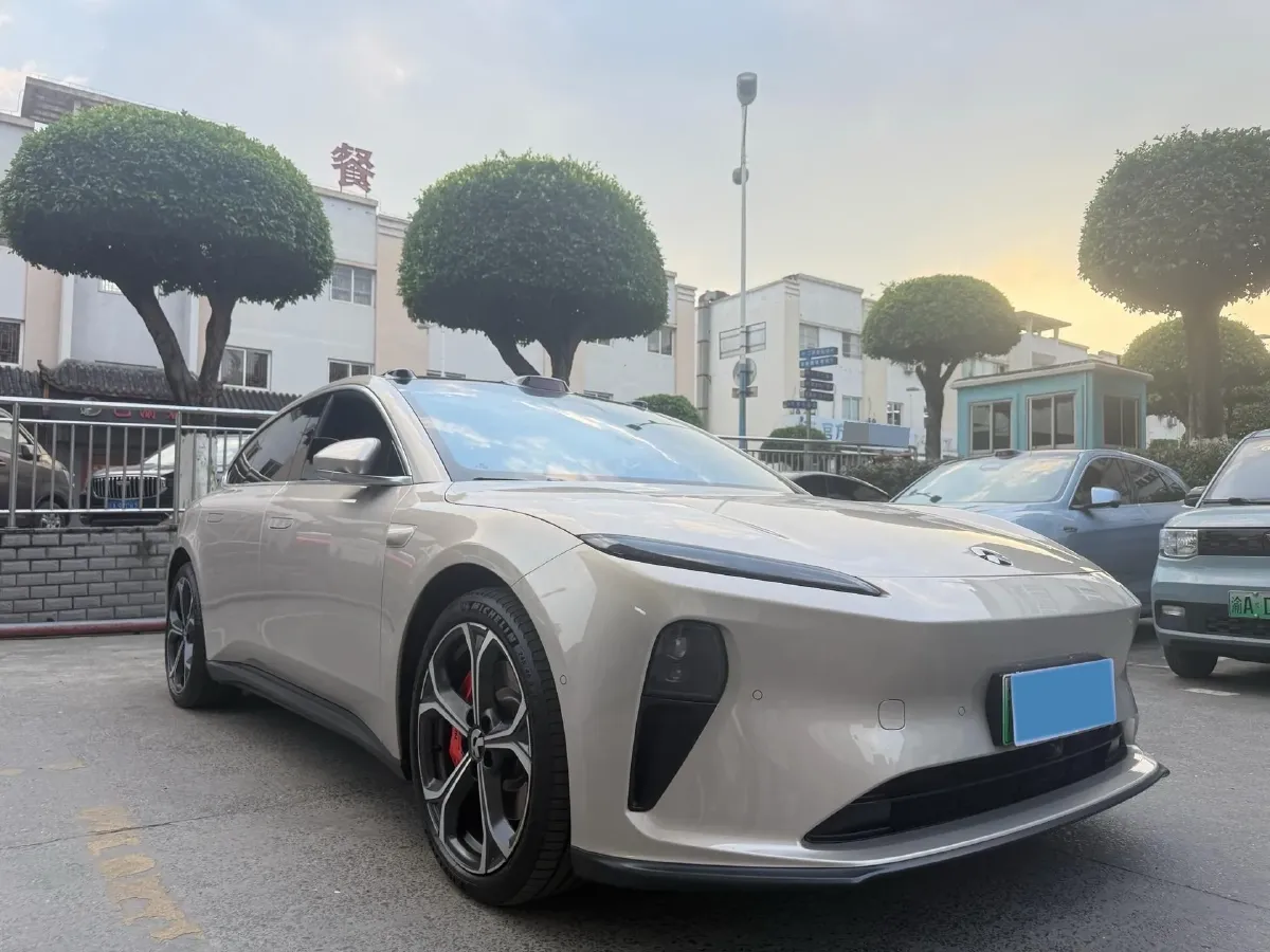 2023 NIO ET5T BEV 75KWH,autocango,china used car exporter,china ev exporter,chinese used car exporter,chinese used ev exporter
