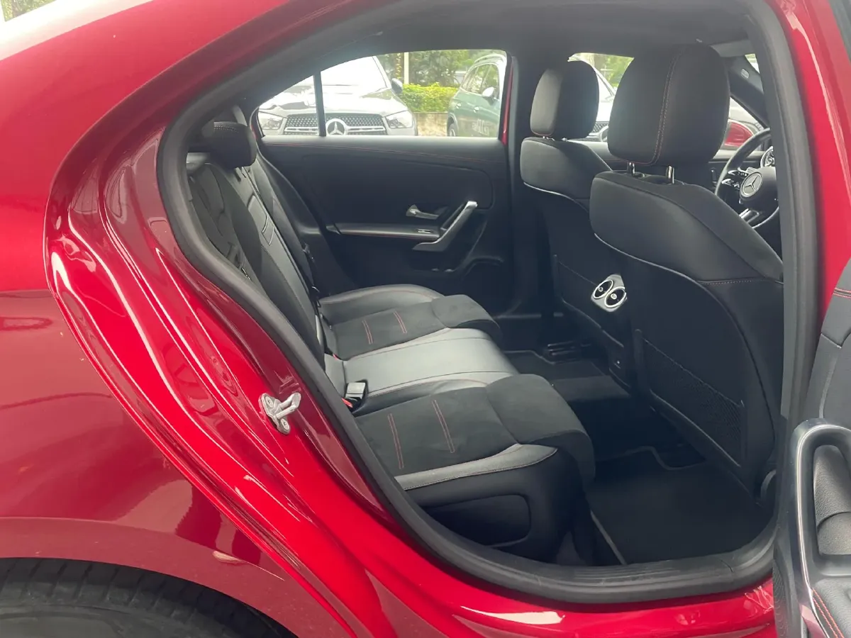 2023 Mercedes-Benz A Class 1.3T 163HP L4 7DCT,autocango,china used car exporter,china ev exporter,chinese used car exporter,chinese used ev exporter