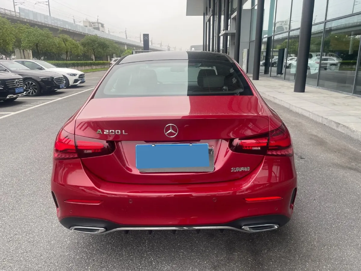 2023 Mercedes-Benz A Class 1.3T 163HP L4 7DCT,autocango,china used car exporter,china ev exporter,chinese used car exporter,chinese used ev exporter