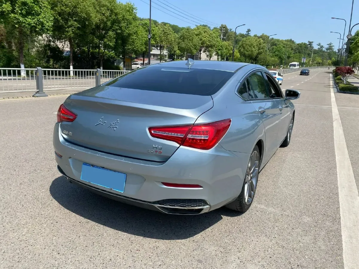 2018 HongQi H5 1.8T 186HP L4 6AT,autocango,china used car exporter,china ev exporter,chinese used car exporter,chinese used ev exporter
