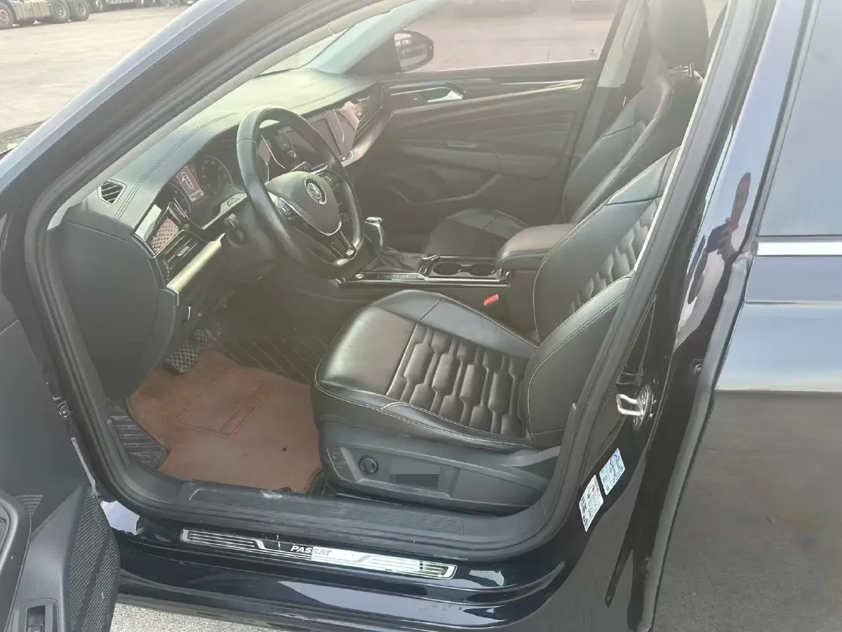 2019 Skoda Kodiak 2.0T 186HP L4 7DCT,autocango,china used car exporter,china ev exporter,chinese used car exporter,chinese used ev exporter