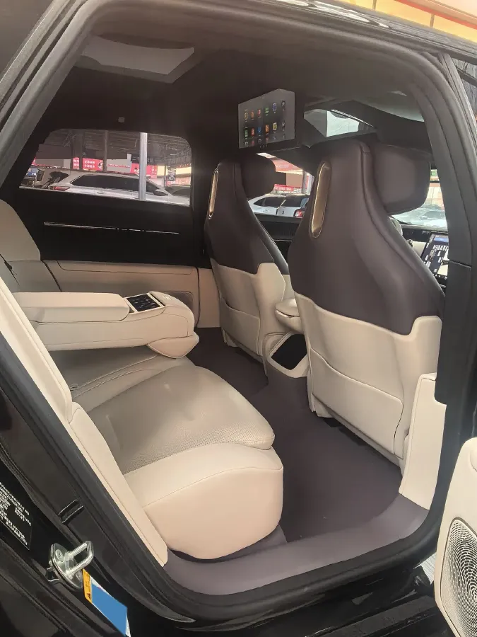 2025 Avatr 12 1.5T 156HP L4 REEV 39.05KWH,autocango,china used car exporter,china ev exporter,chinese used car exporter,chinese used ev exporter
