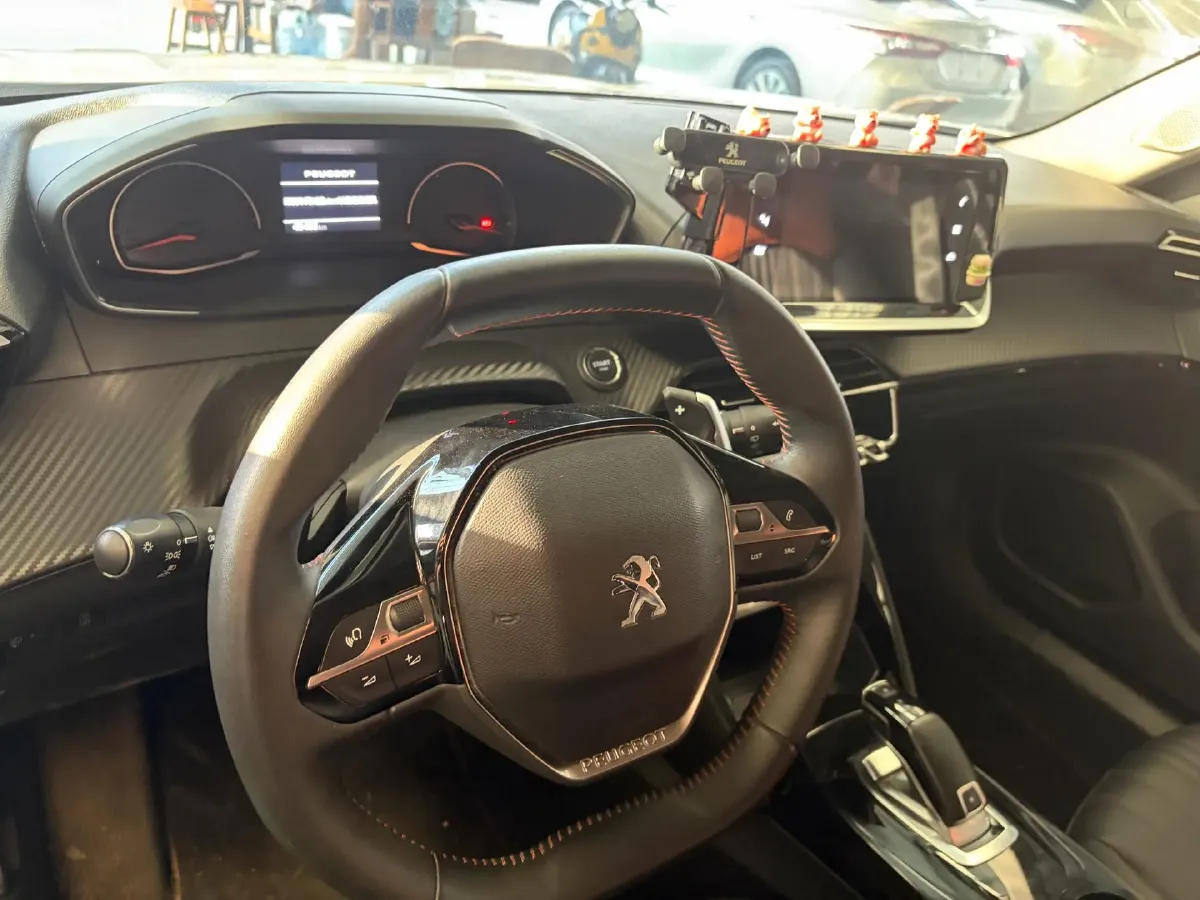 2020 Peugeot 2008 1.2T 136HP L3 6DCT,autocango,china used car exporter,china ev exporter,chinese used car exporter,chinese used ev exporter