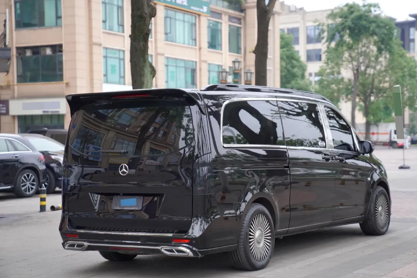 2023 Mercedes-Benz Vito 2.0T 211HP L4 9AT,autocango,china used car exporter,china ev exporter,chinese used car exporter,chinese used ev exporter
