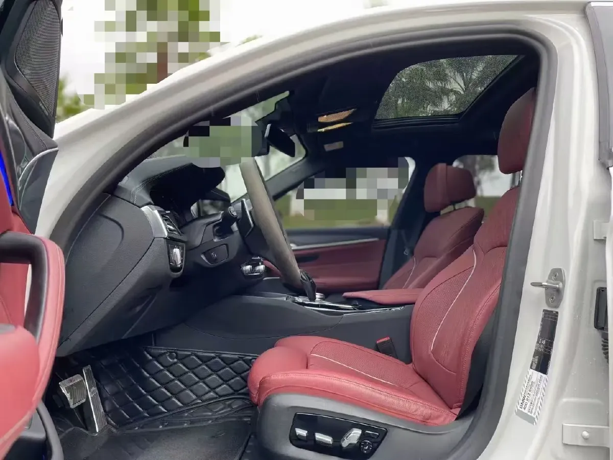 2021 BMW 5 Series 2.0T 252HP L4 8AT,autocango,china used car exporter,china ev exporter,chinese used car exporter,chinese used ev exporter