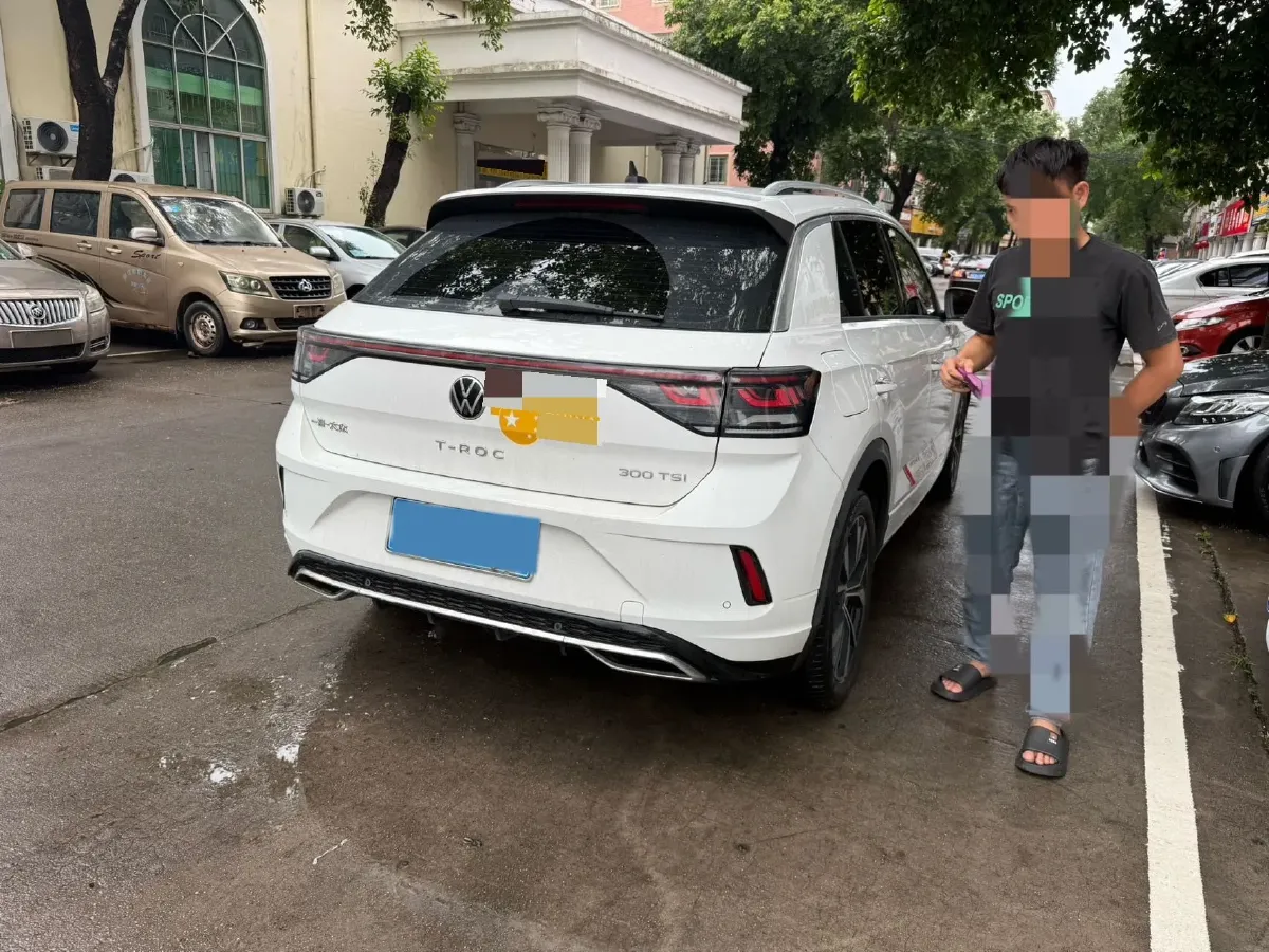2023 Volkswagen T-Roc 1.5T 160HP L4 7DCT,autocango,china used car exporter,china ev exporter,chinese used car exporter,chinese used ev exporter
