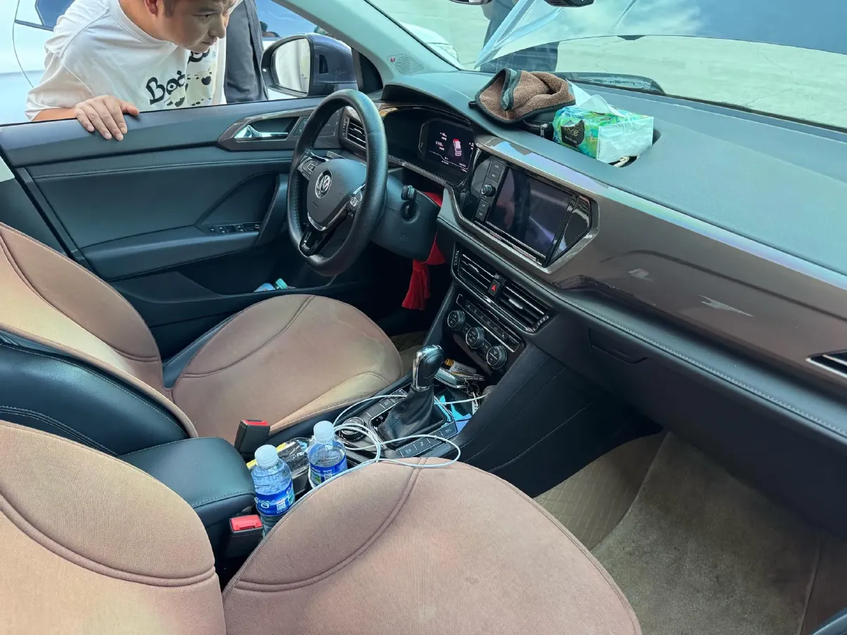 2019 Jeep Compass 1.3T 173HP L4 9AT,autocango,china used car exporter,china ev exporter,chinese used car exporter,chinese used ev exporter