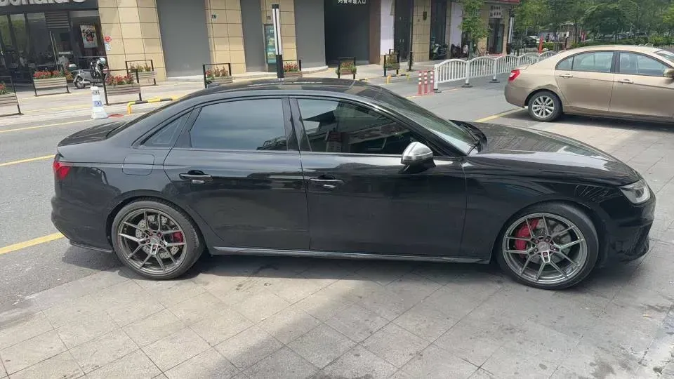 2022 Audi S4 3.0T 354HP V6 8AT,autocango,china used car exporter,china ev exporter,chinese used car exporter,chinese used ev exporter