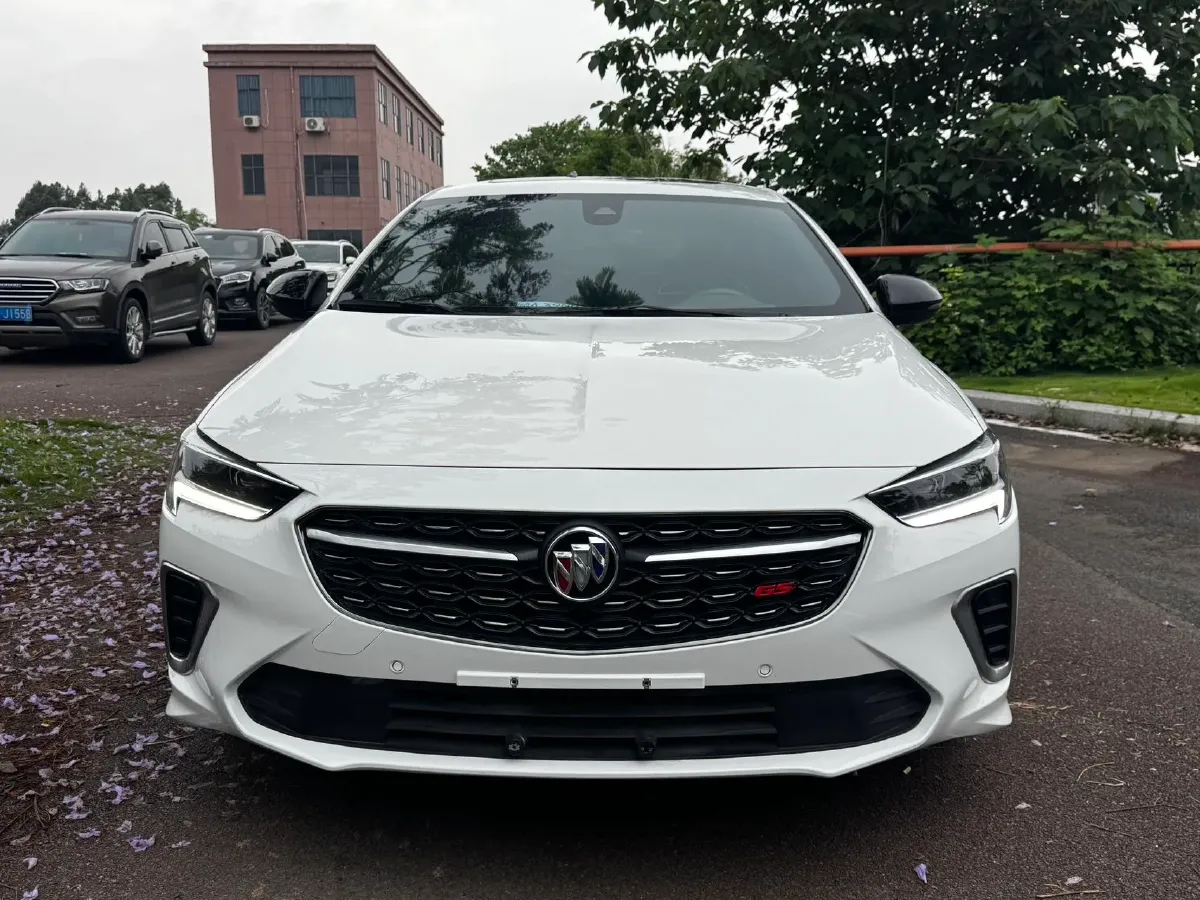 2022 Buick Regal 2.0T 237HP L4 9AT,autocango,china used car exporter,china ev exporter,chinese used car exporter,chinese used ev exporter
