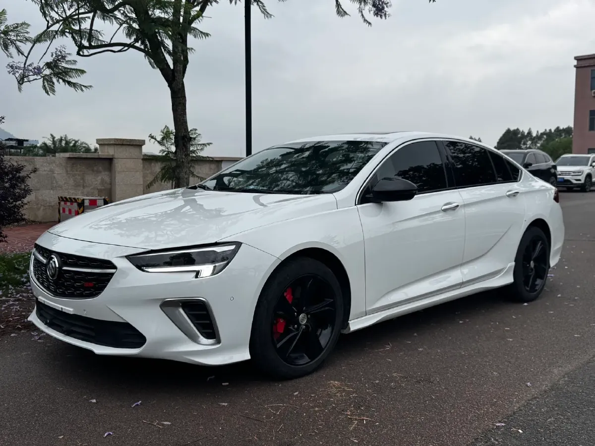 2022 Buick Regal 2.0T 237HP L4 9AT,autocango,china used car exporter,china ev exporter,chinese used car exporter,chinese used ev exporter