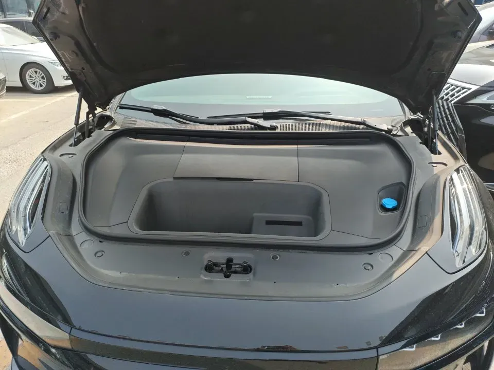 2024 Zeekr 001 BEV 100KWH,autocango,china used car exporter,china ev exporter,chinese used car exporter,chinese used ev exporter